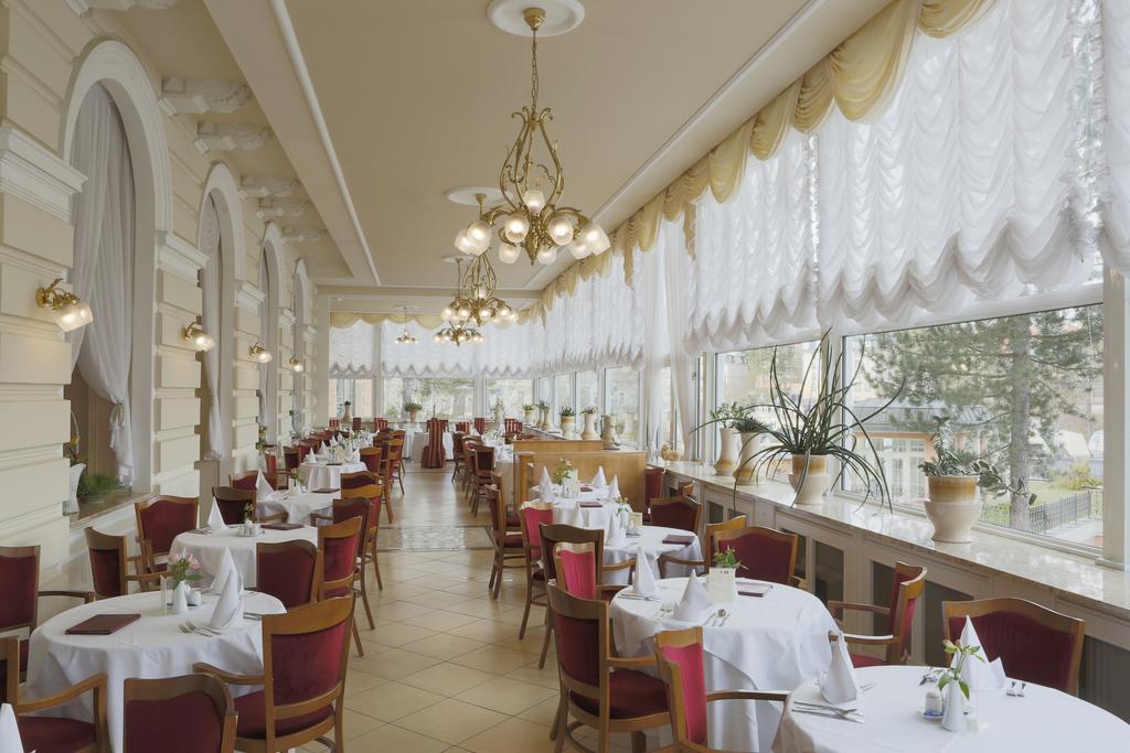 Hotel Bristol Karlovy Vary Esterno foto